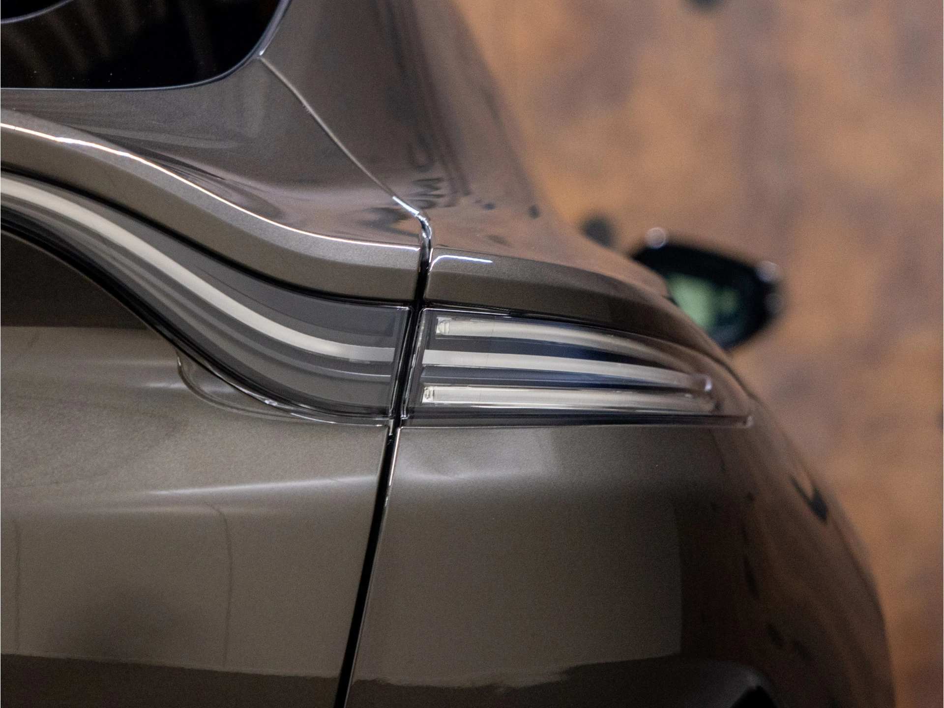 Hoofdafbeelding Aston Martin DBX