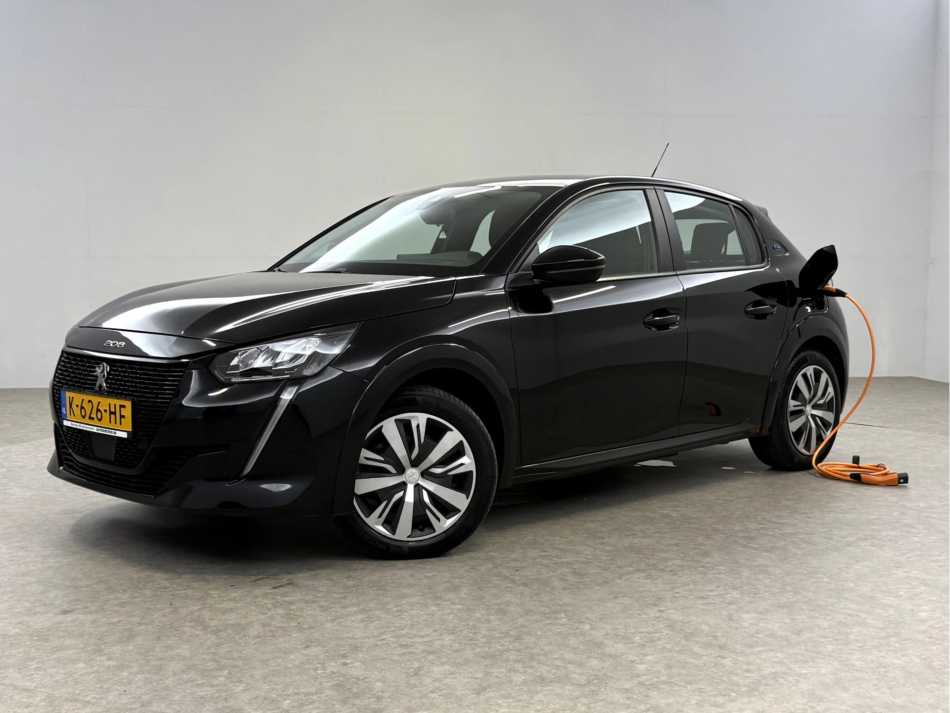 Hoofdafbeelding Peugeot e-208