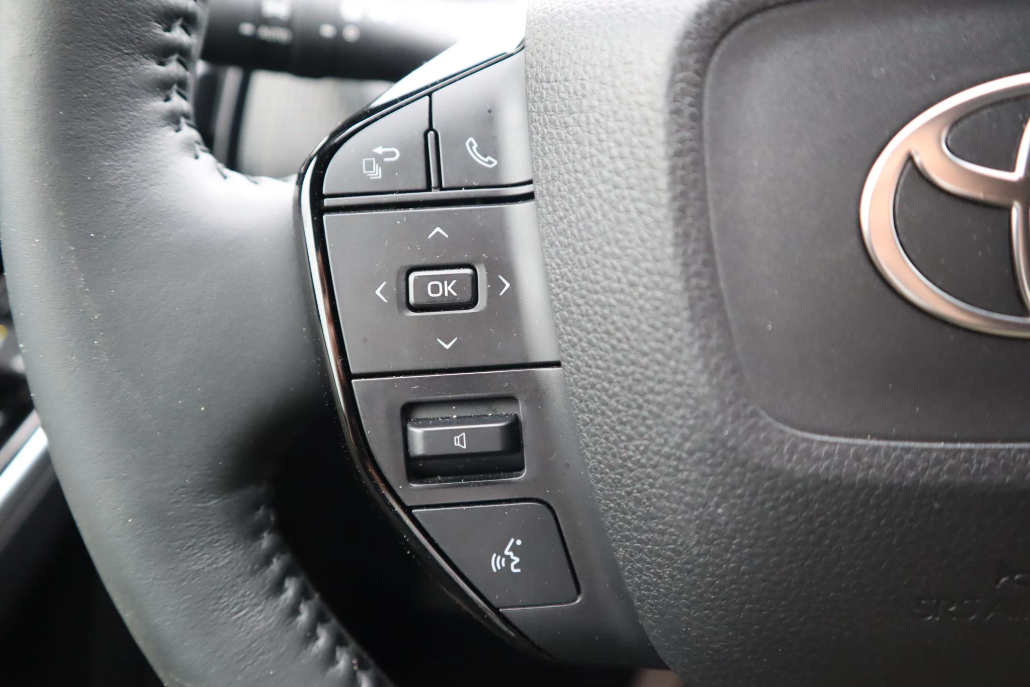 Hoofdafbeelding Toyota bZ4X