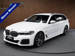 BMW 5 Serie Touring 530e M-Sport Navi Leer Sportstoelen PDC Climate voor en achter  Elektr. verstelbare stoelen Elektr. achterklep LM velgen