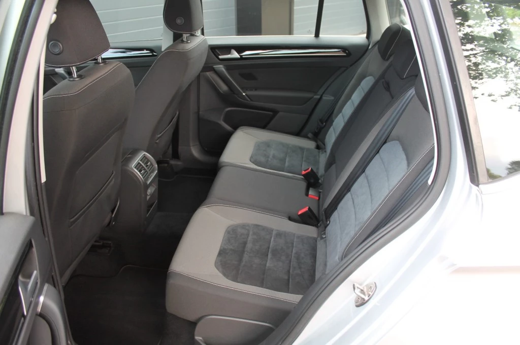 Hoofdafbeelding Volkswagen Golf Sportsvan