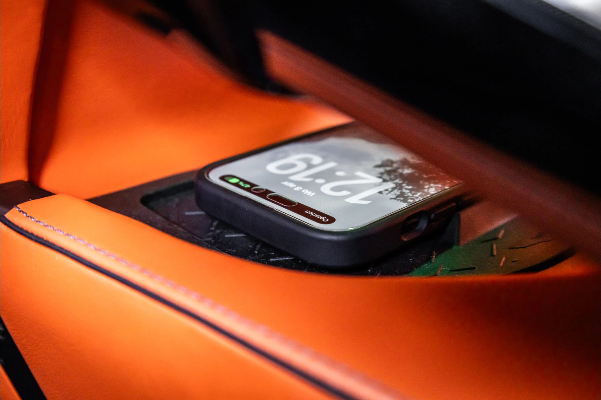 Hoofdafbeelding Aston Martin V8 Vantage