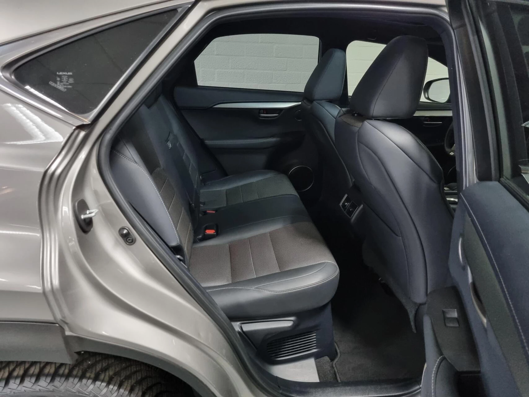 Hoofdafbeelding Lexus NX