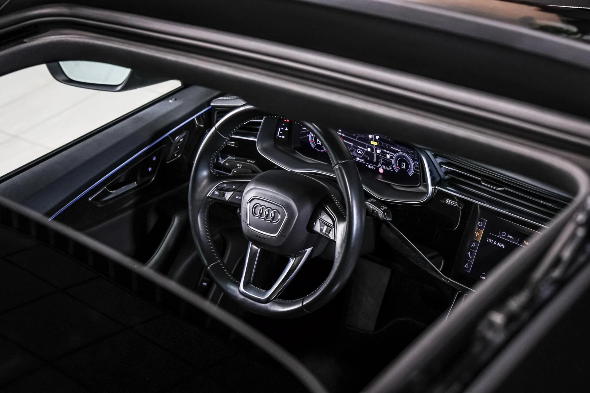 Hoofdafbeelding Audi Q8