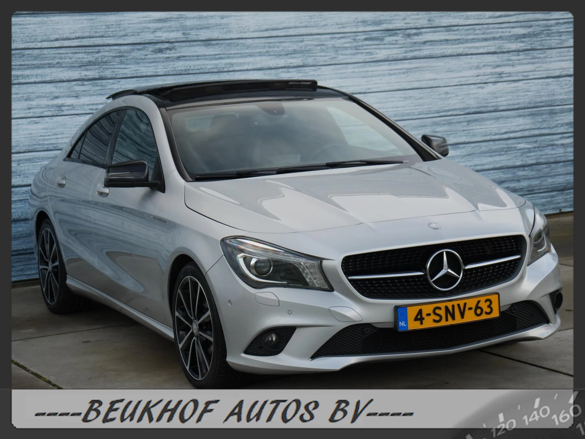 Hoofdafbeelding Mercedes-Benz CLA