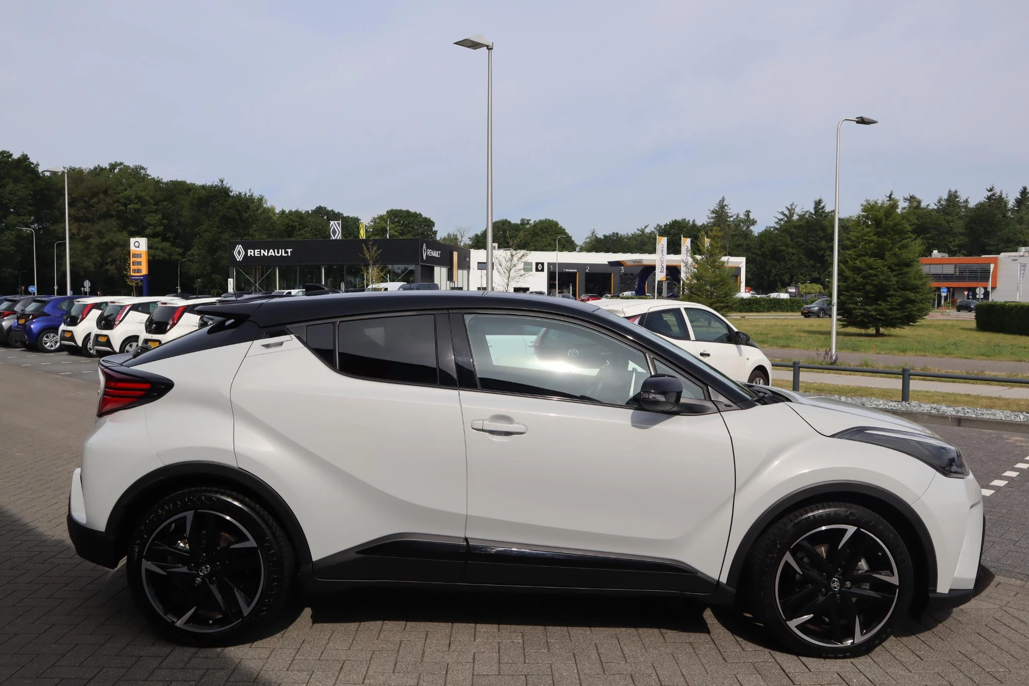 Hoofdafbeelding Toyota C-HR