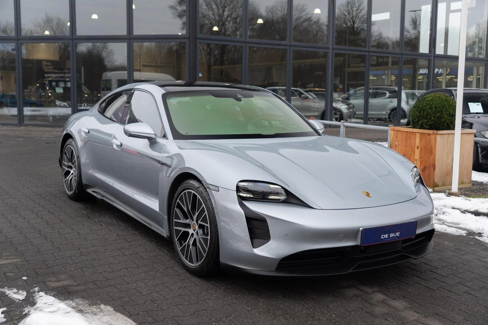 Hoofdafbeelding Porsche Taycan