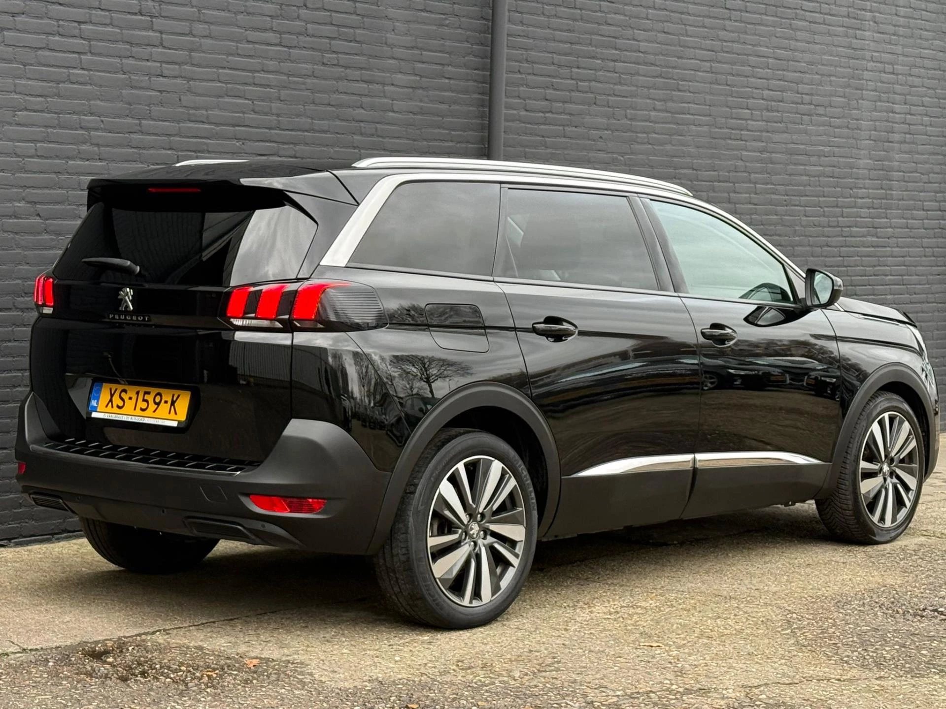 Hoofdafbeelding Peugeot 5008