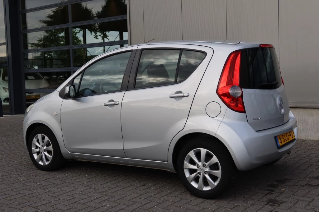 Hoofdafbeelding Opel Agila