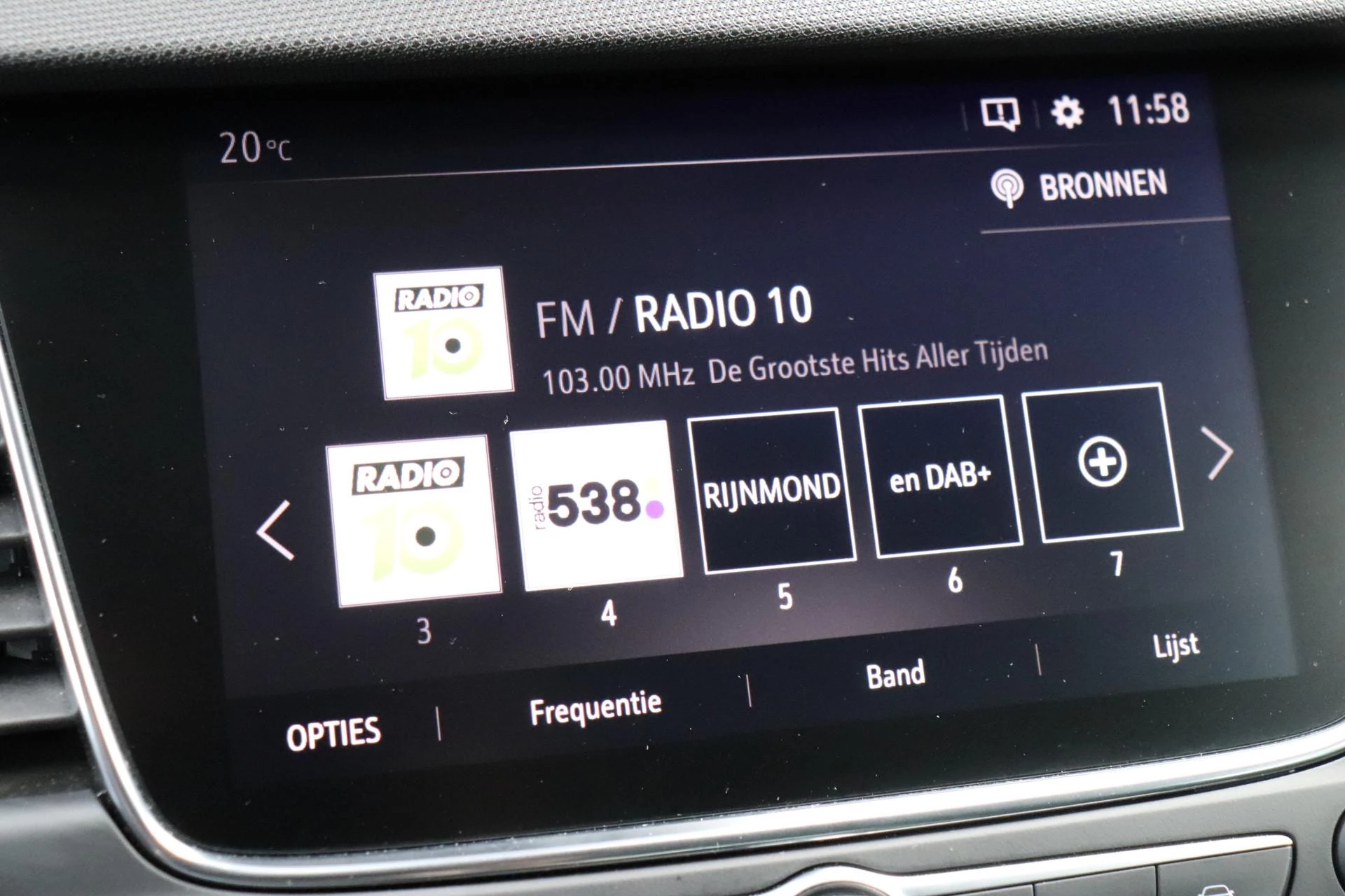 Hoofdafbeelding Opel Crossland X