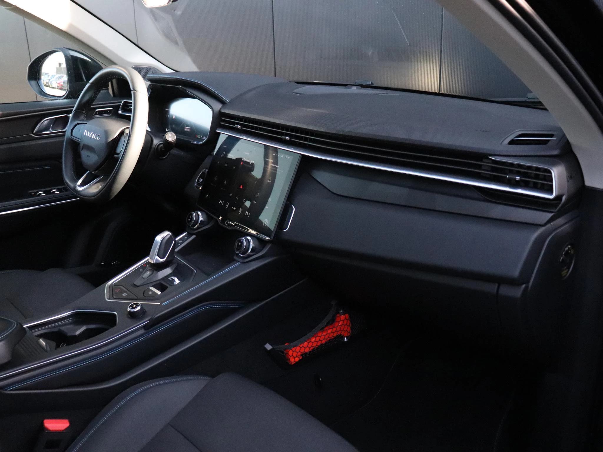 Hoofdafbeelding Lynk & Co 01