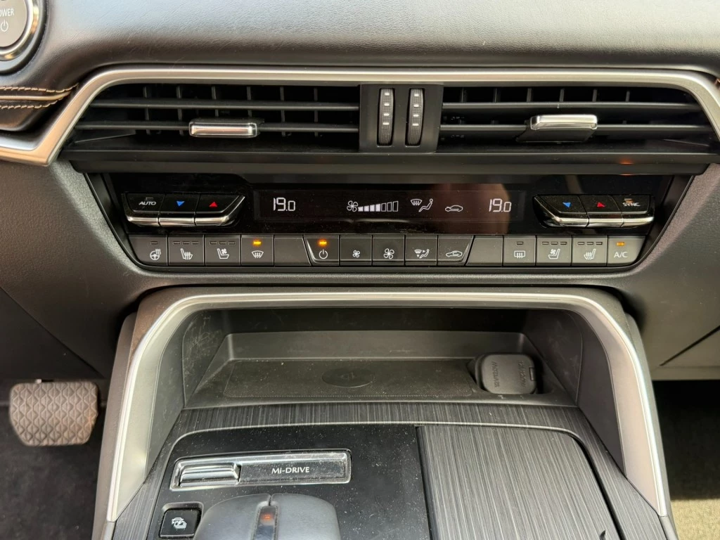 Hoofdafbeelding Mazda CX-60