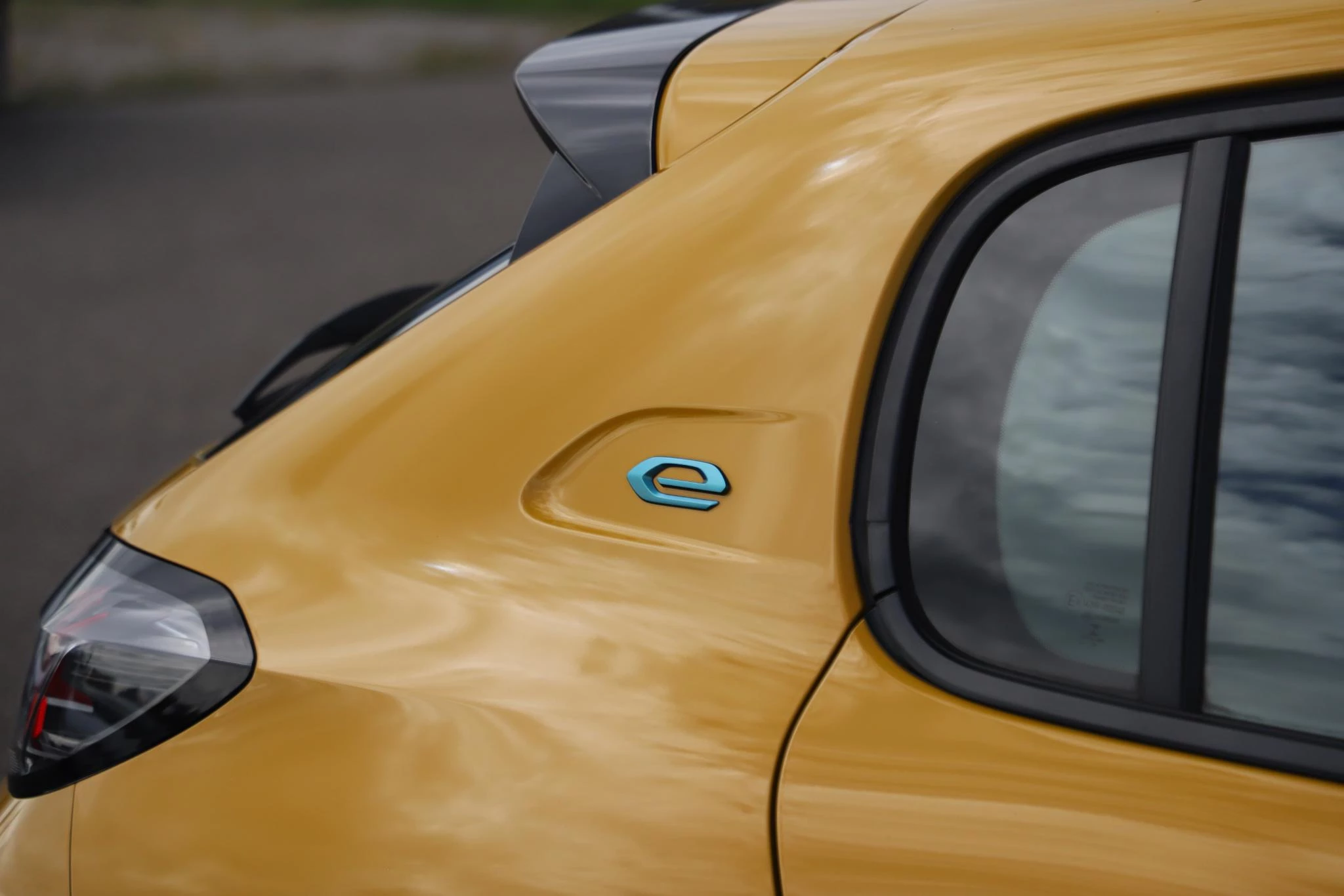 Hoofdafbeelding Peugeot e-208