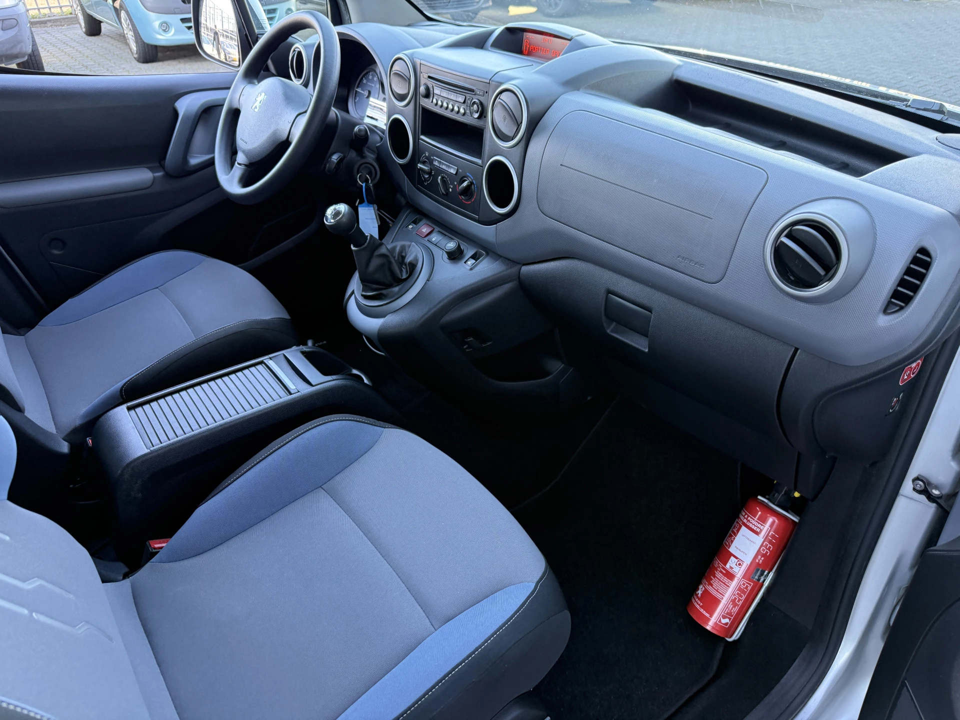 Hoofdafbeelding Peugeot Partner