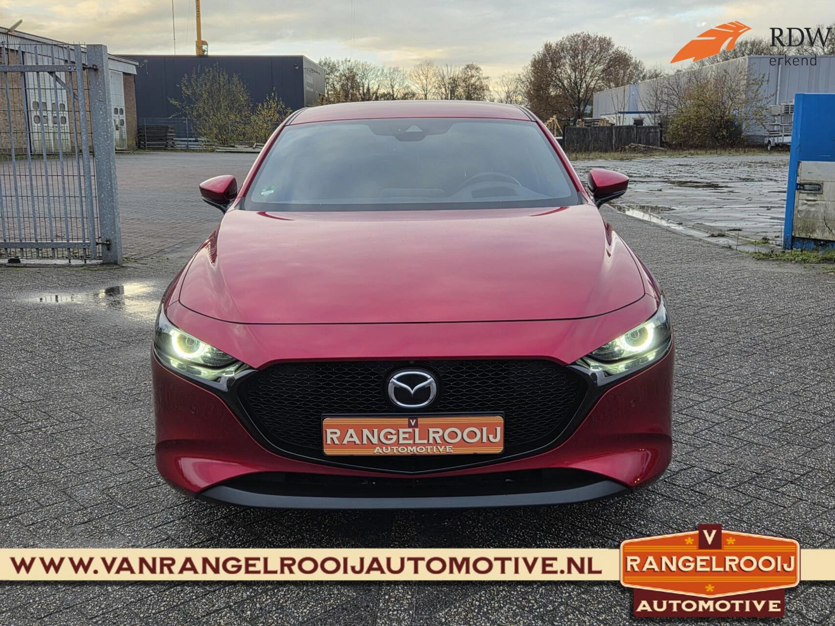 Hoofdafbeelding Mazda 3