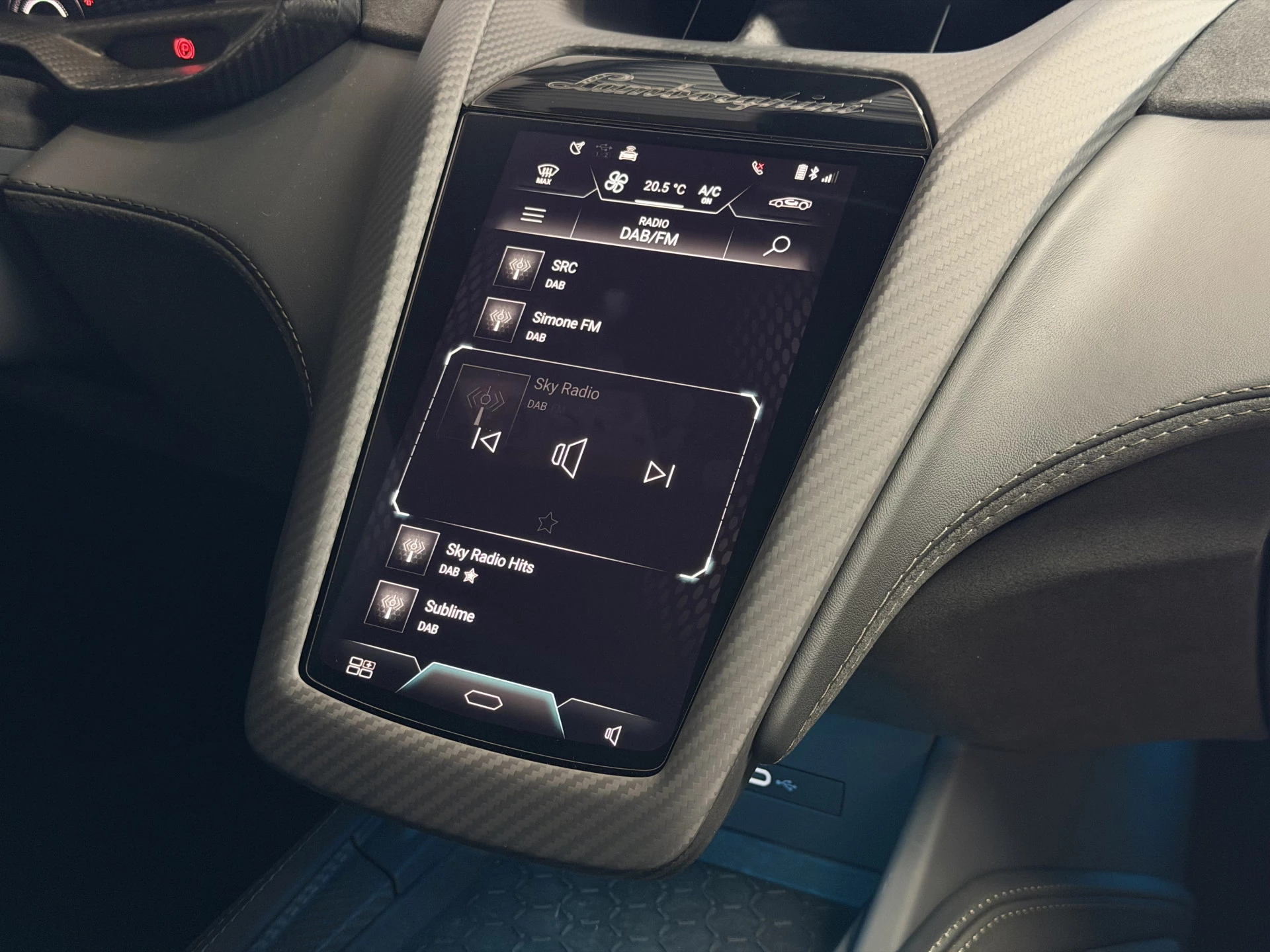 Hoofdafbeelding Lamborghini Revuelto