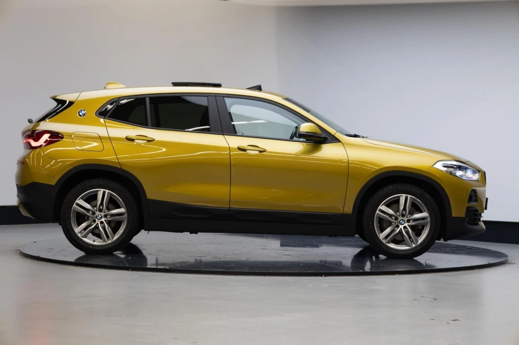 Hoofdafbeelding BMW X2