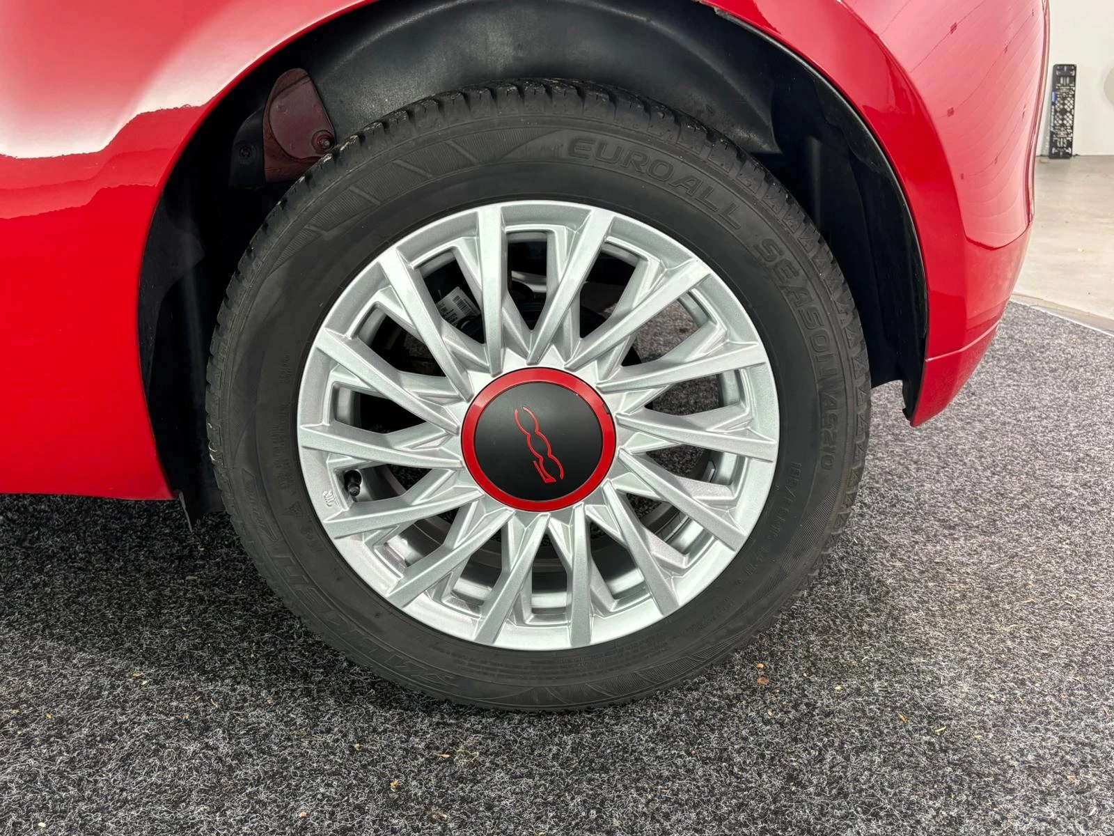 Hoofdafbeelding Fiat 500C