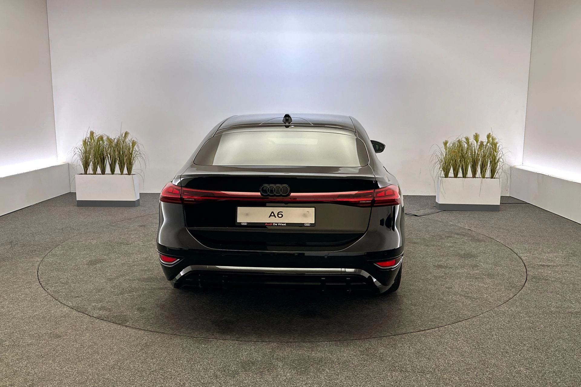 Hoofdafbeelding Audi A6 e-tron