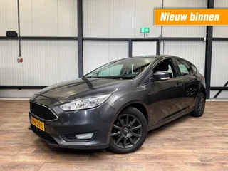 Ford Focus 1.0 Titanium Edition / CRUISE / CLIMA / 5-DRS / 6-Bak