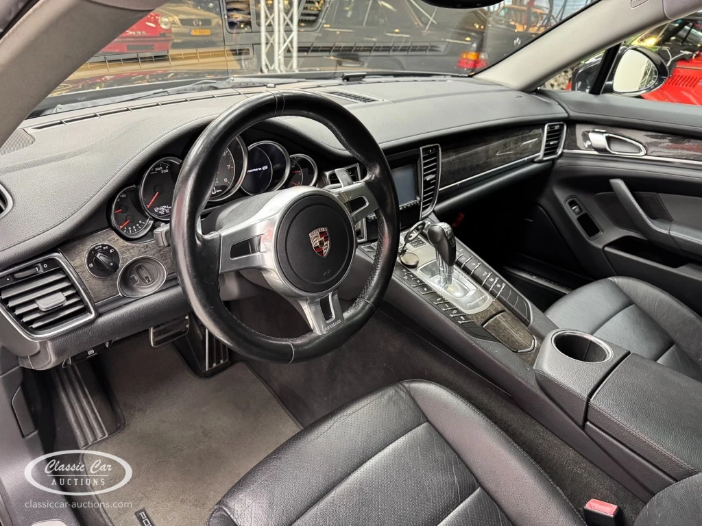 Hoofdafbeelding Porsche Panamera