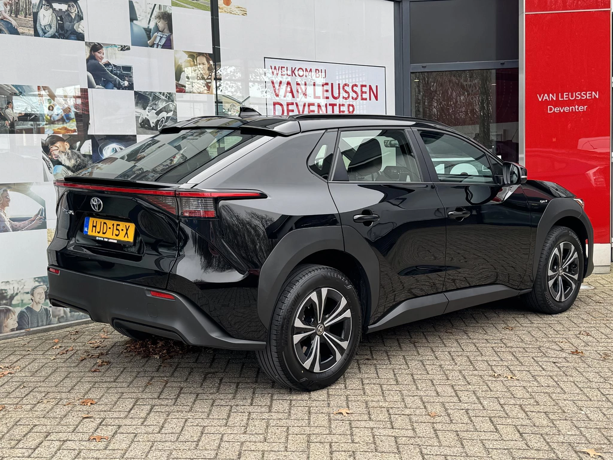 Hoofdafbeelding Toyota bZ4X