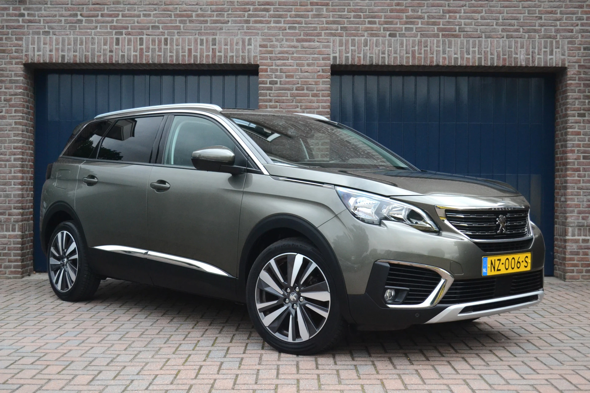 Hoofdafbeelding Peugeot 5008