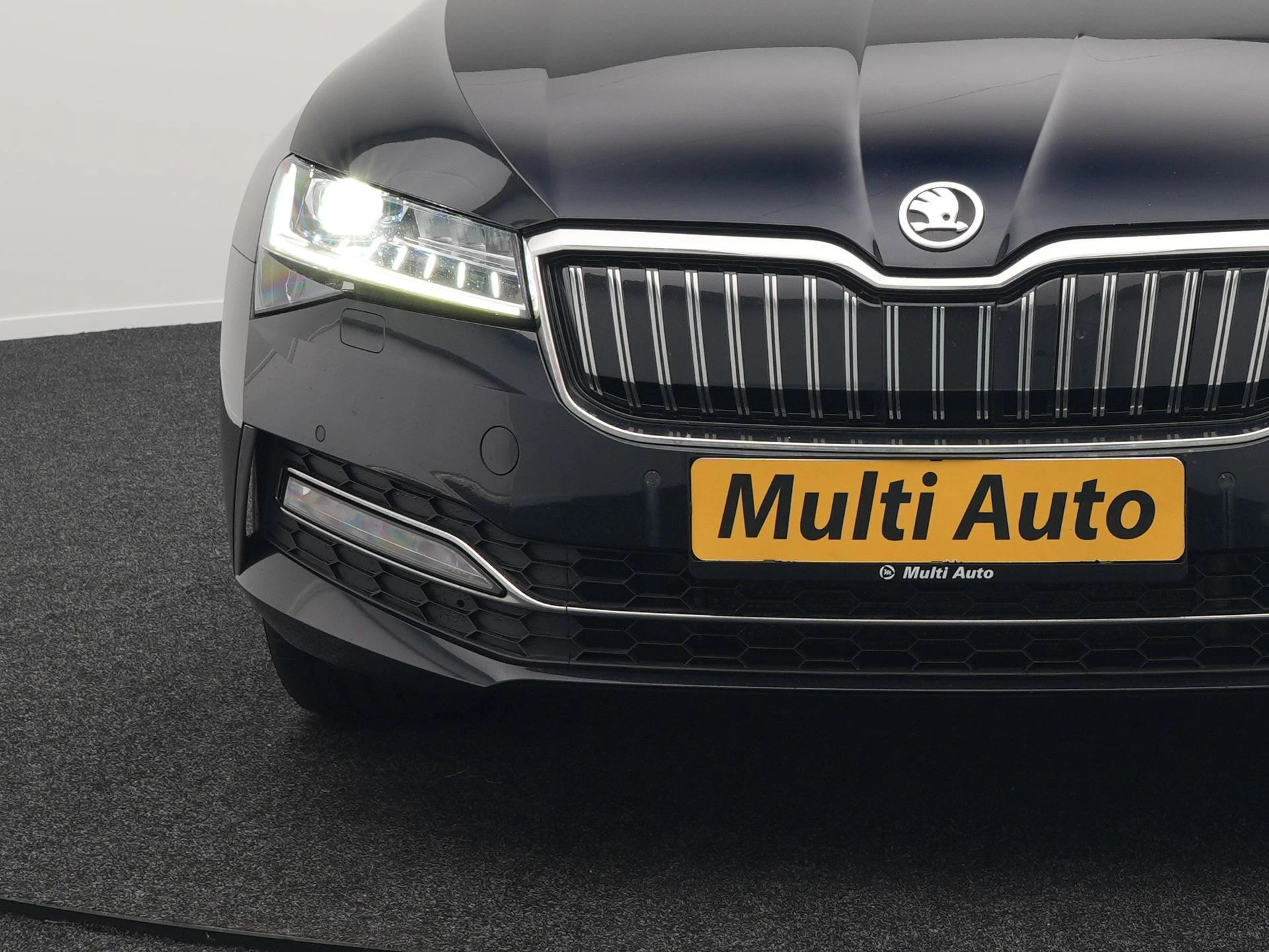 Hoofdafbeelding Škoda Superb