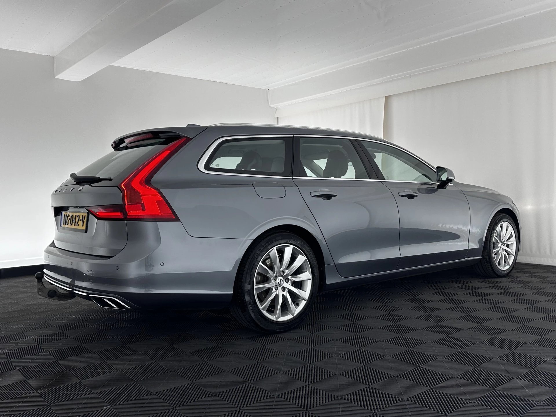 Hoofdafbeelding Volvo V90