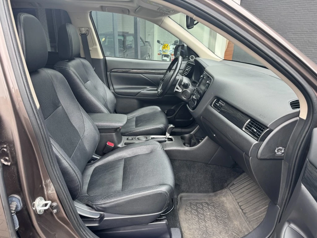 Hoofdafbeelding Mitsubishi Outlander