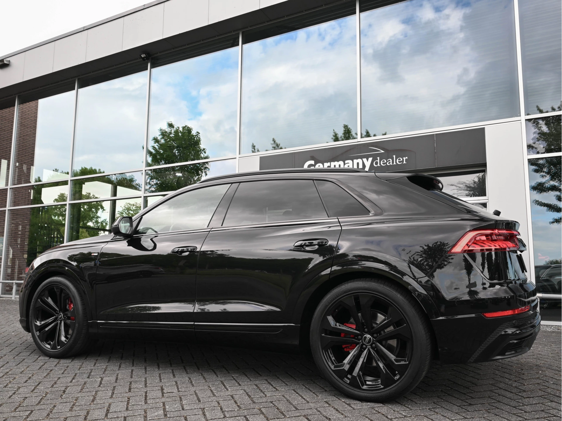 Hoofdafbeelding Audi Q8