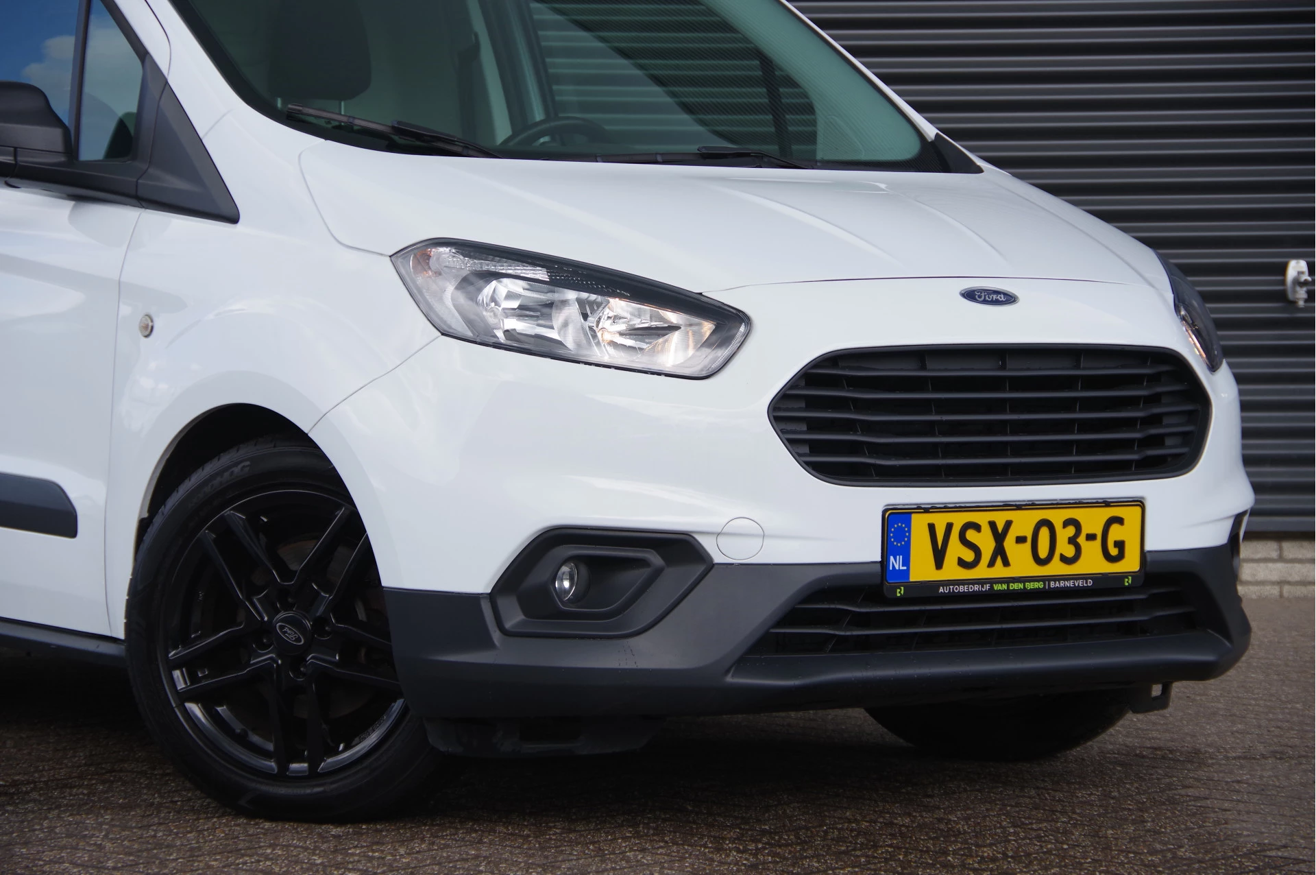 Hoofdafbeelding Ford Transit Courier