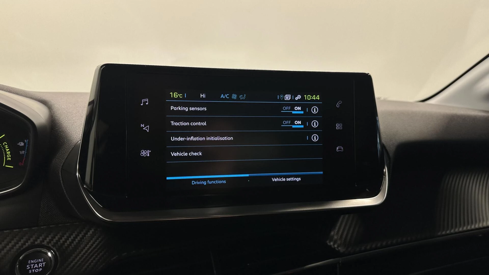 Hoofdafbeelding Peugeot e-208