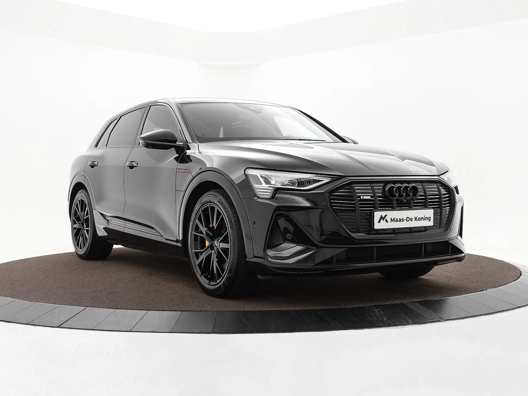 Hoofdafbeelding Audi e-tron