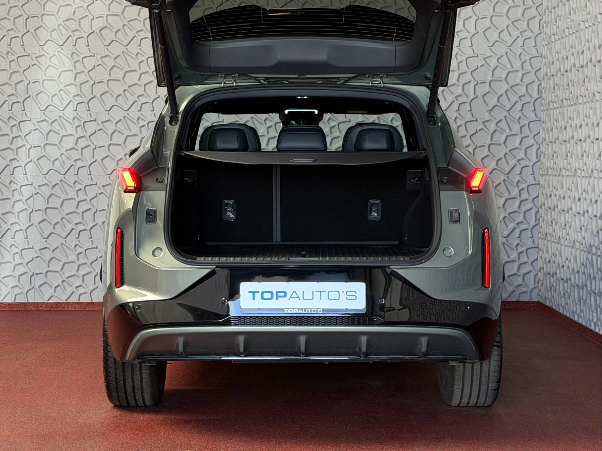 Hoofdafbeelding Lynk & Co 08