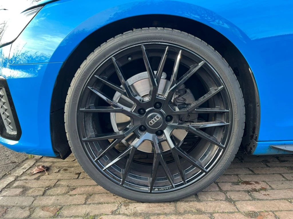 Hoofdafbeelding Audi A4