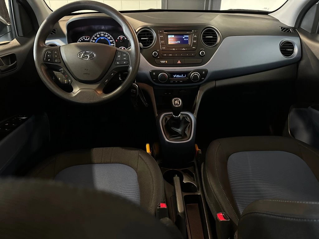 Hoofdafbeelding Hyundai i10