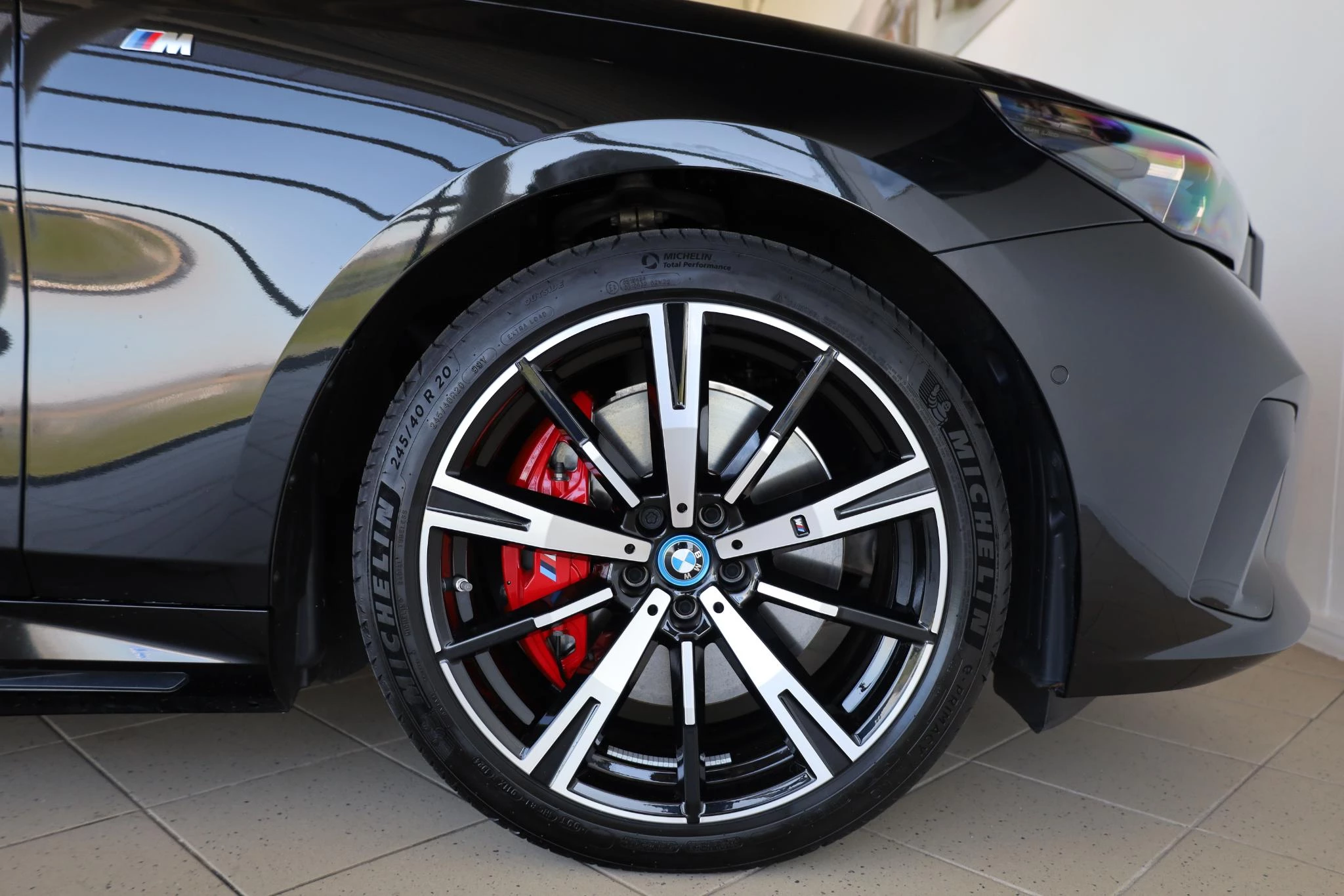 Hoofdafbeelding BMW i5