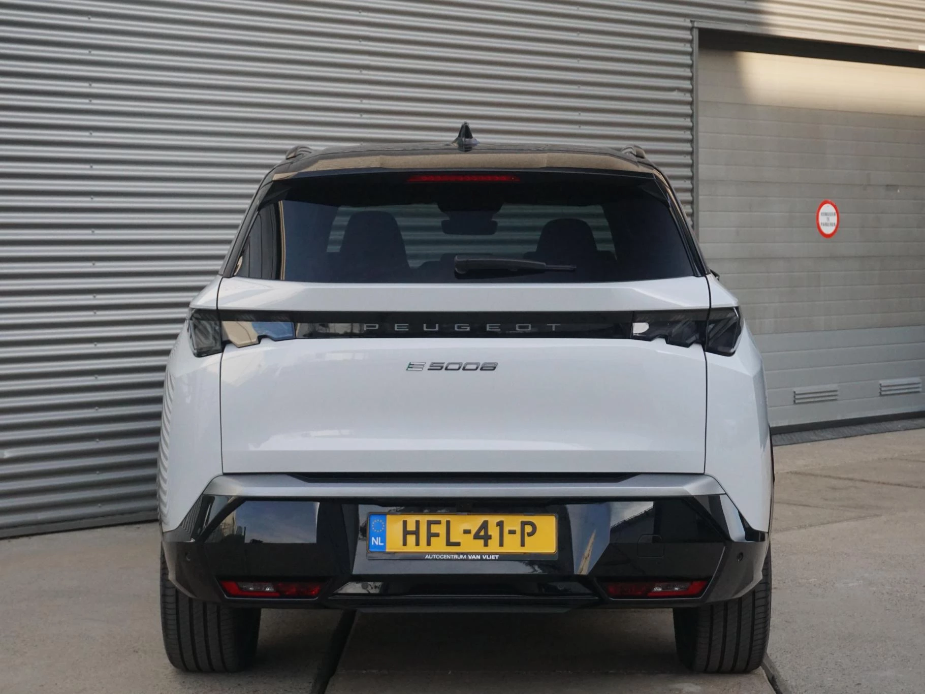 Hoofdafbeelding Peugeot e-5008