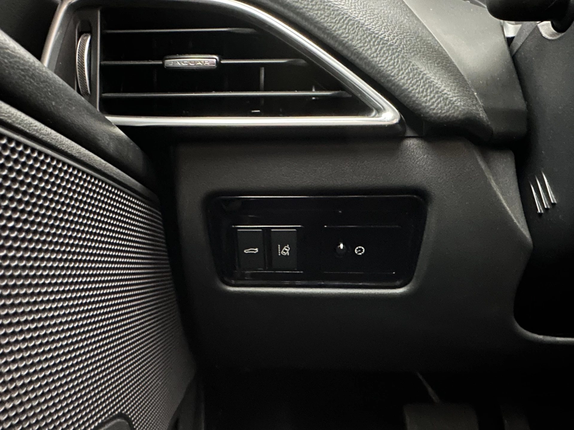 Hoofdafbeelding Jaguar XE