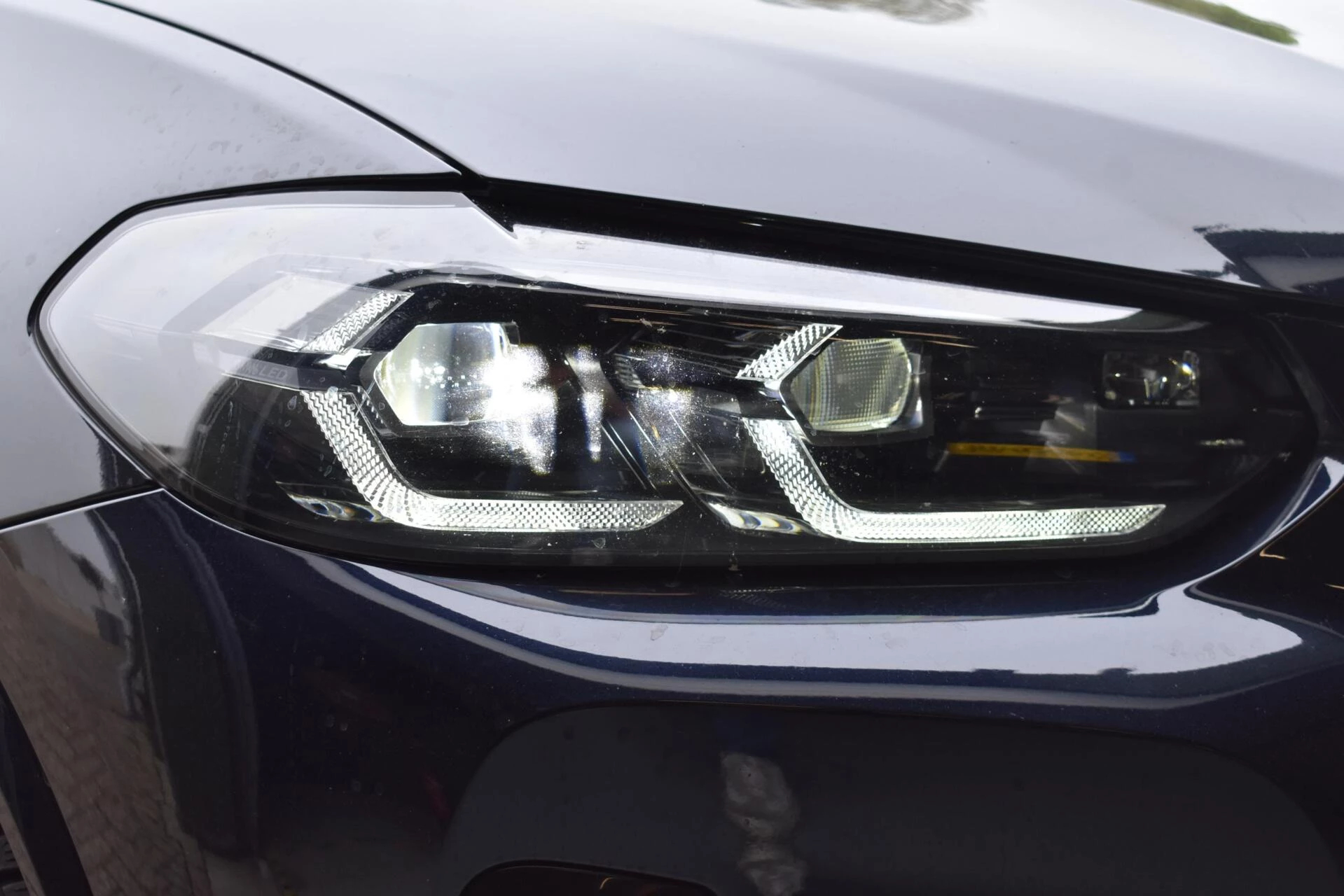 Hoofdafbeelding BMW iX3