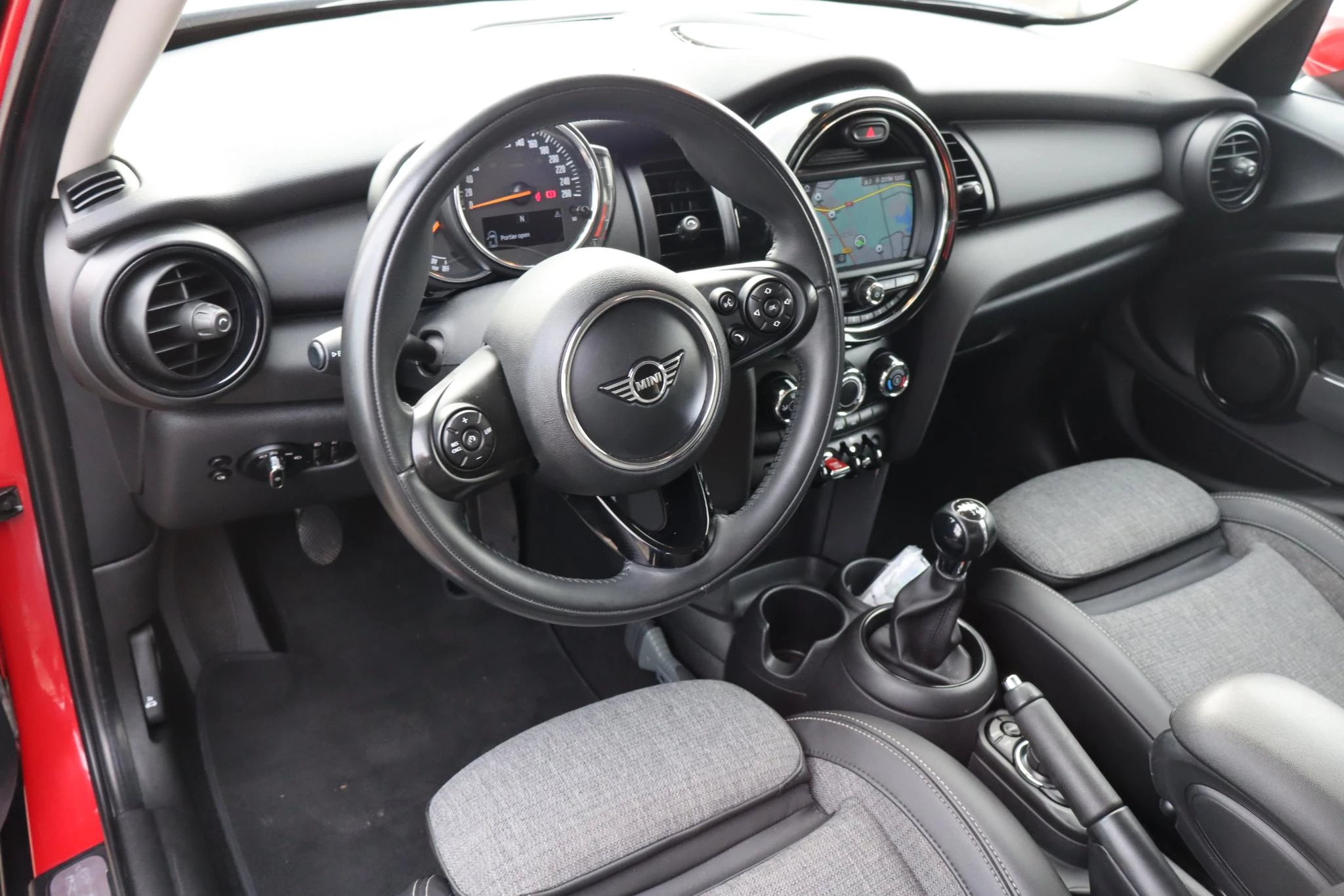 Hoofdafbeelding MINI One