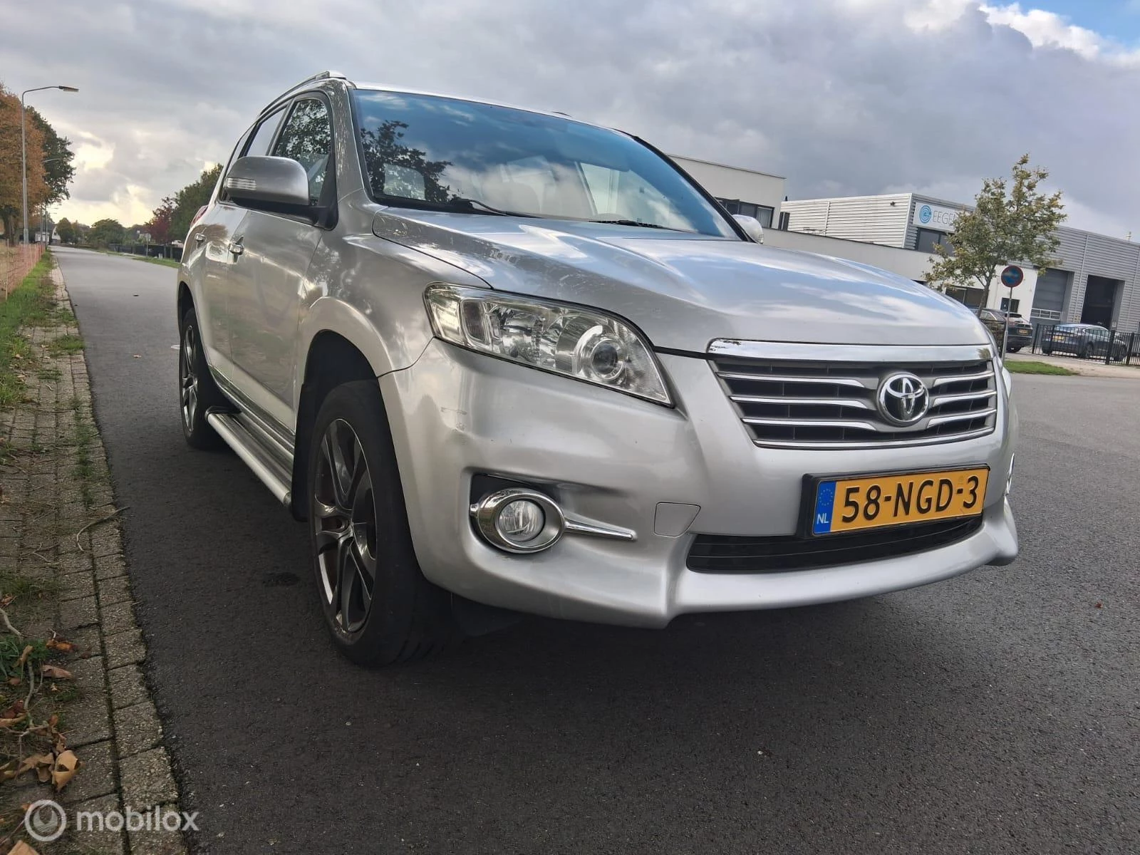 Hoofdafbeelding Toyota RAV4