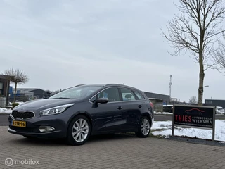 Hoofdafbeelding Kia cee'd Kia cee'd Sportswagon 1.6 Comfort Pack cruise/trekhaak/pdc