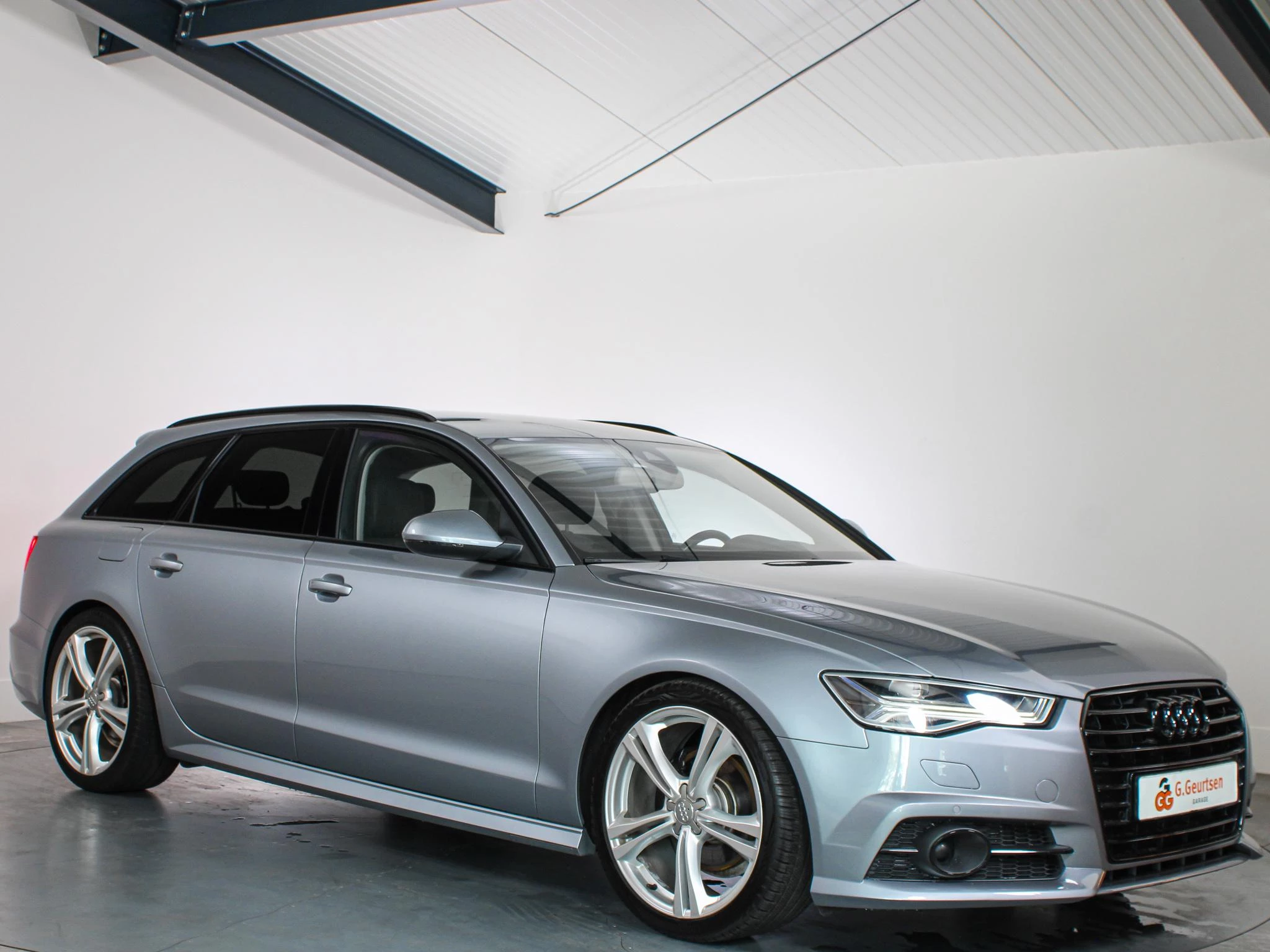 Hoofdafbeelding Audi A6