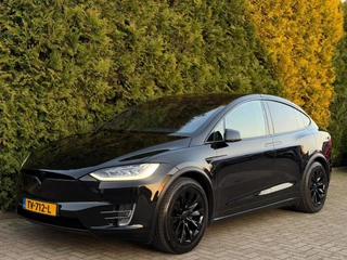 Hoofdafbeelding Tesla Model X Tesla Model X 75D Base Auto Pilot Trekhaak Black Pack