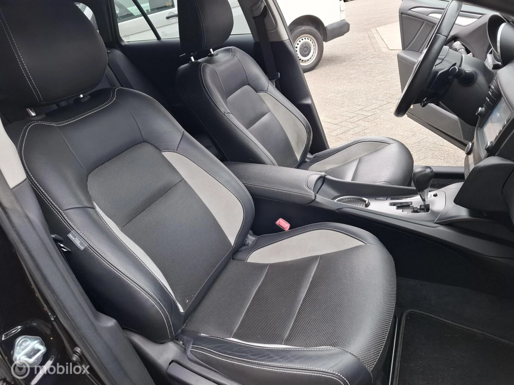 Hoofdafbeelding Toyota Avensis