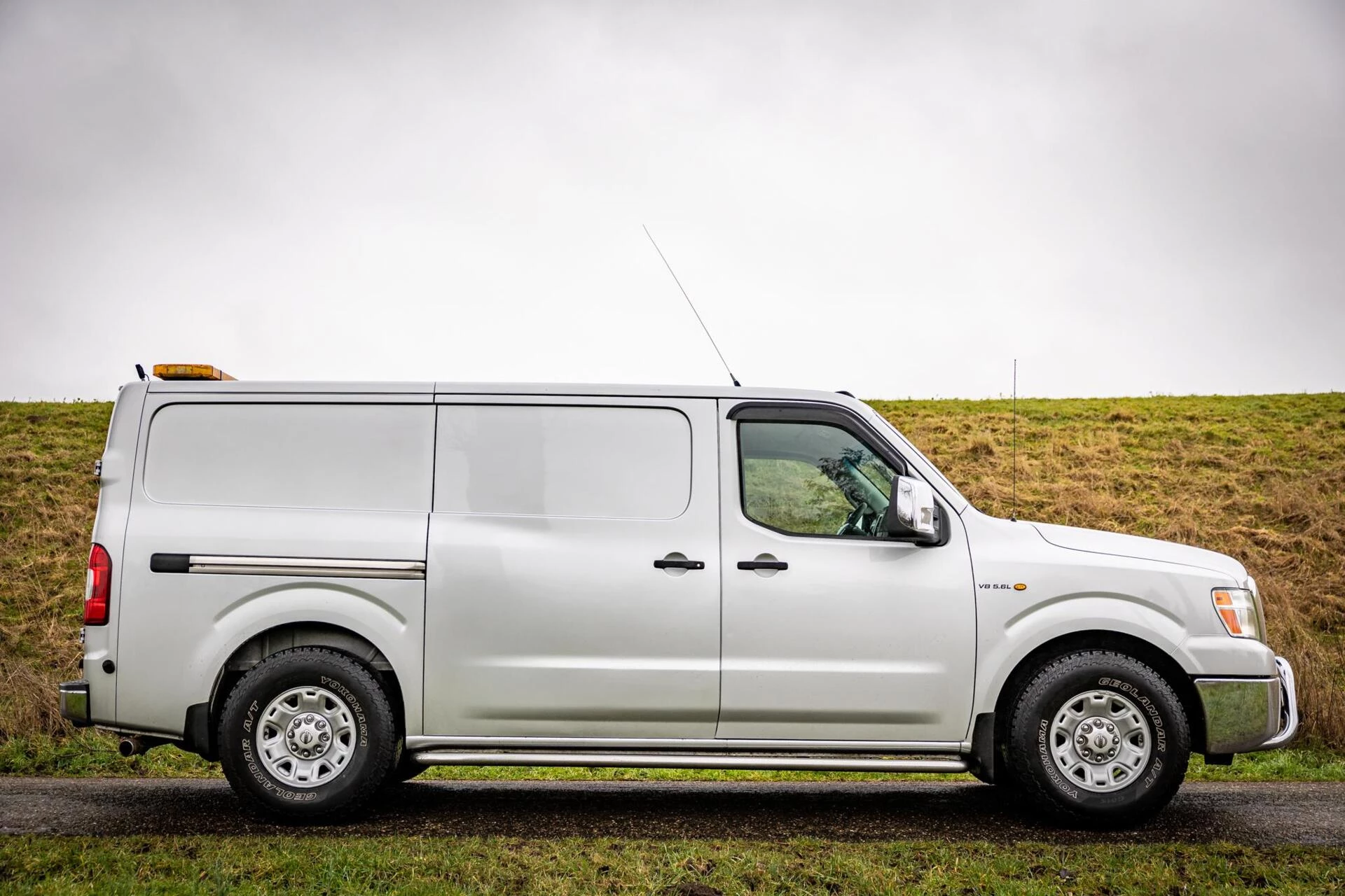 Hoofdafbeelding Nissan NV