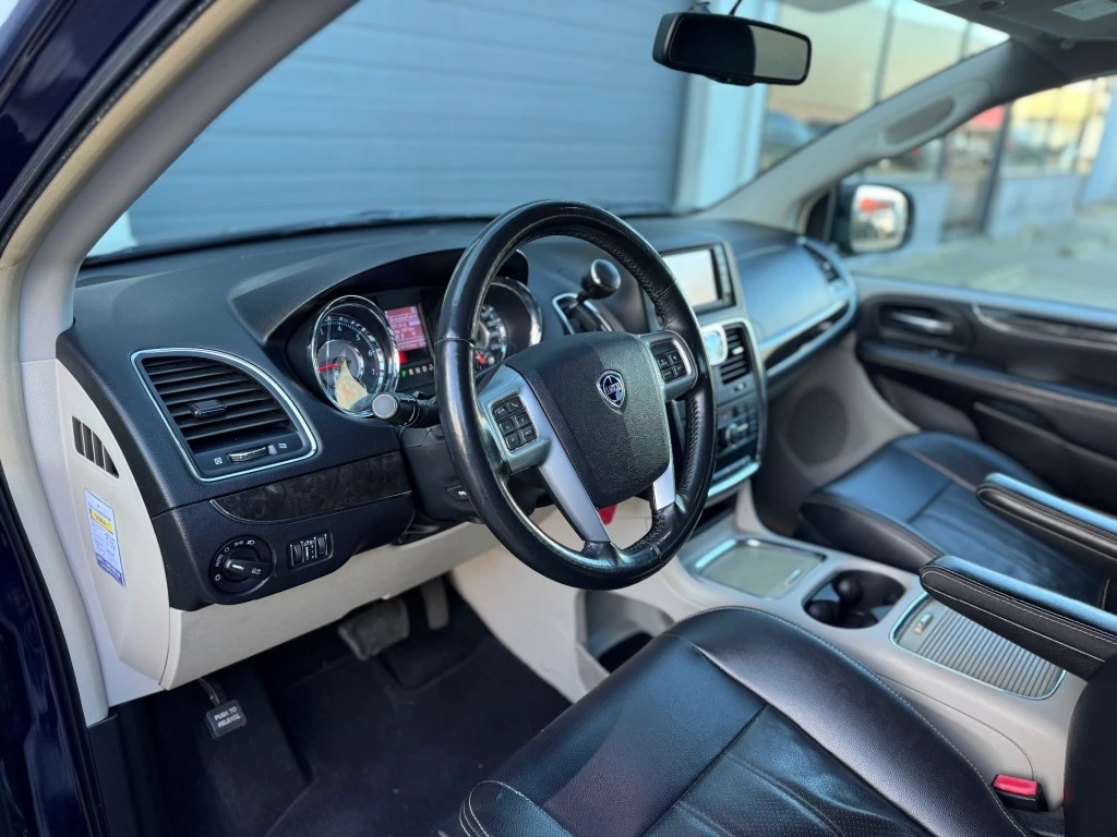 Hoofdafbeelding Lancia Voyager