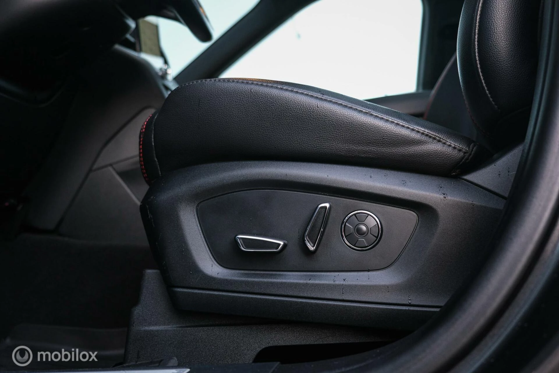 Hoofdafbeelding Ford Explorer